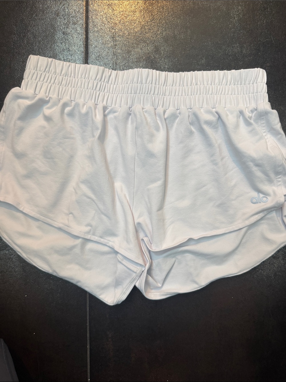 ALO Yoga White Athletic Shorts with Elastic Waistband